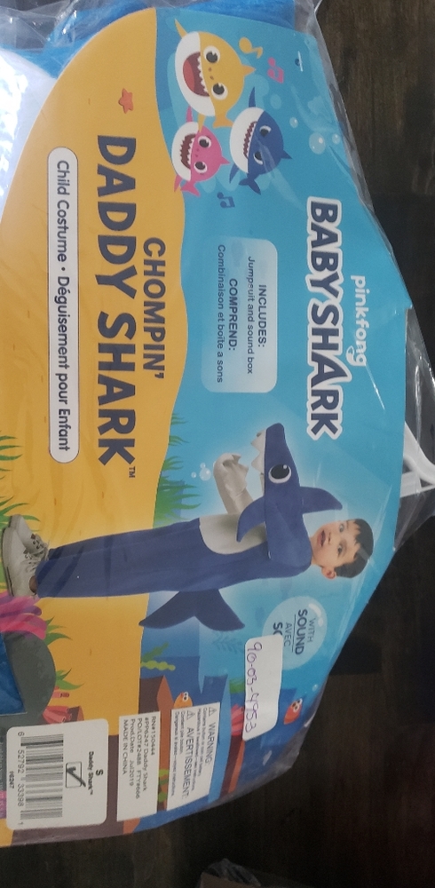 Daddy Shark Costume with sound Never out of bag